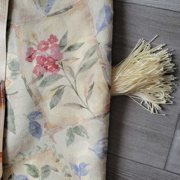 Home Trends Floral Fabric Table Runner 13" x 72" Cotton & Polyester - Picture 2 of 5